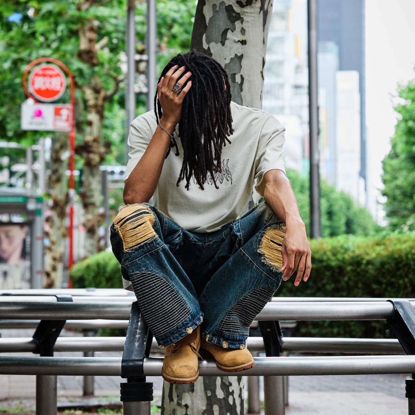 skew INSPIRATION Bones T-shirt