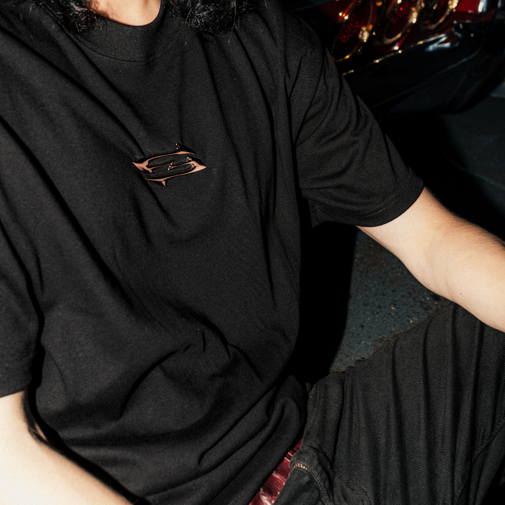 skew Metal Logo Tee